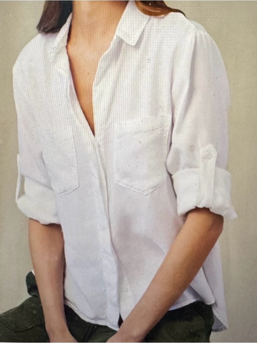 Bella Dahl White Button-Up Shirt with back split